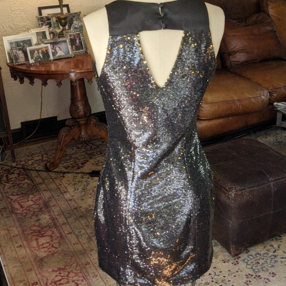 NWT Sequin Black/Gold Mini Dress, amazing for an event, Holidays and New Year - Picture 2 of 11